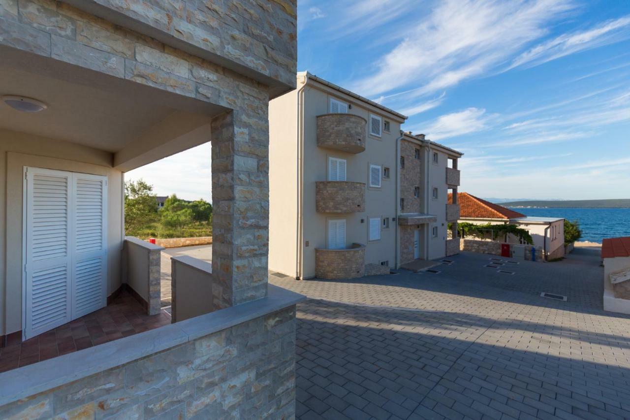 Orkula Apartments Pasman Exterior photo